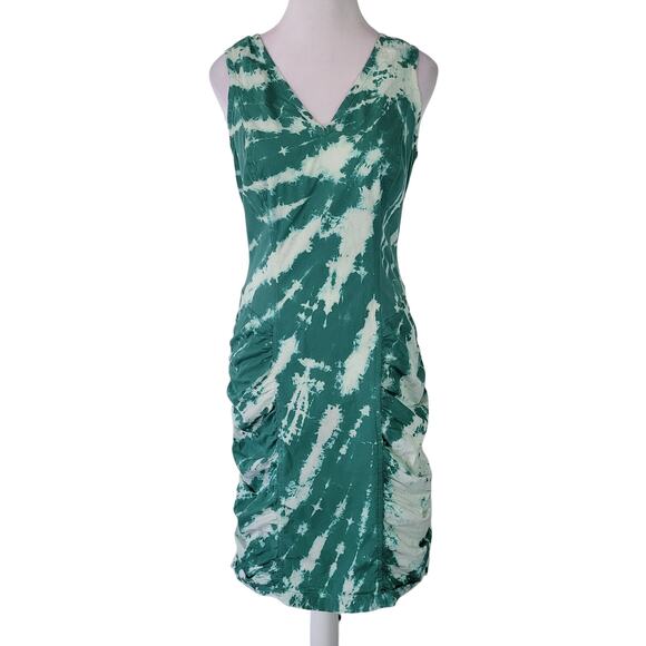 XCVI Wearables Size M Raymond Dress Green Tie Dye Stretch Ruching Sleeveless - Picture 1 of 9